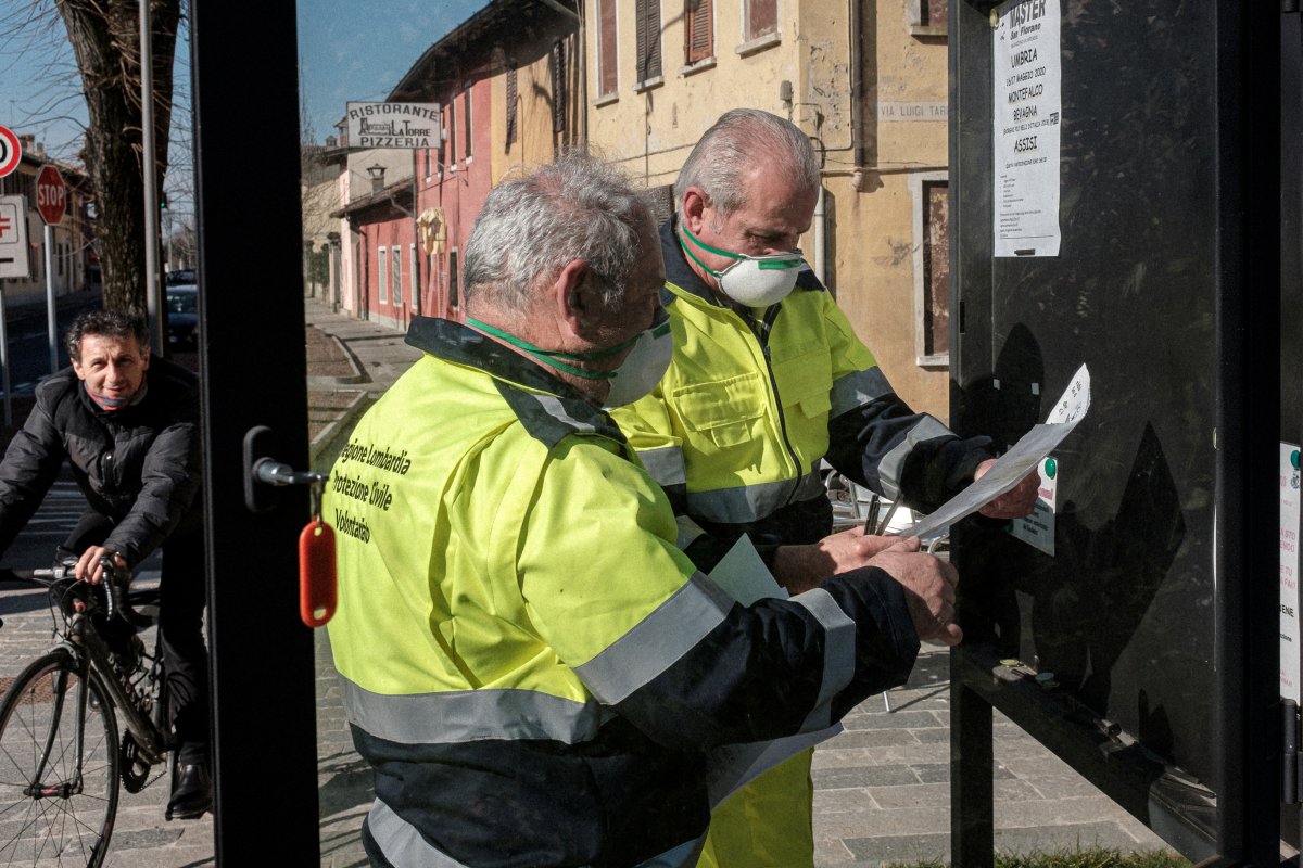 İtalya'da koronavirüs ölümleri 52'ye çıktı