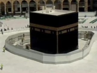 Kabe'nin etrafına duvar ördüler