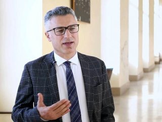 Ali Babacan partiyi kurmadan ilk istifa geldi