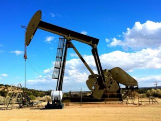 Suudi Arabistan günde 12.3 milyon varil petrol üretecek
