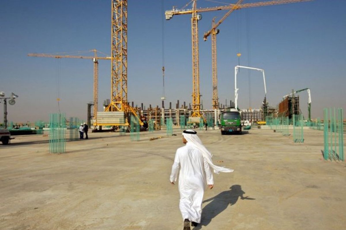 Suudi Arabistan günde 12.3 milyon varil petrol üretecek