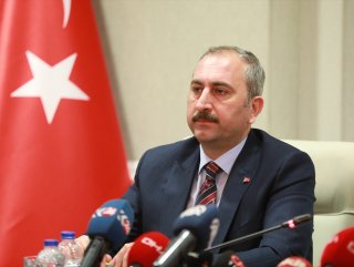 Bakan Gül: Cezaevlerindeki görüşler ertelendi