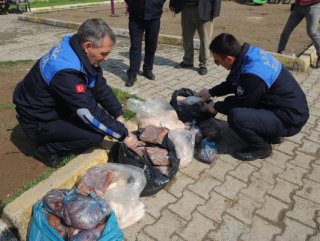Mersin’de 91 kilo kaçak bozuk et ele geçirildi