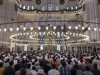 Diyanet: Karantinaya uymak dinen zorunludur