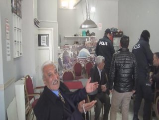 Kahvehanede okey oynarken polise yakalandılar
