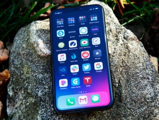 Apple, koronavirüs nedeniyle iPhone alımına sınır getirdi