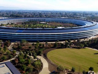 Apple Park, koronavirüs nedeniyle sessizliğe büründü