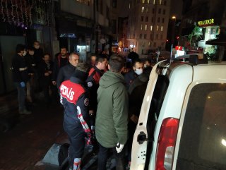 İstanbul'da yasağa uymayan 2 dernekte 20 kişi toplandı
