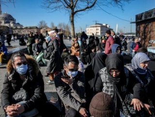 İstanbul'da evde kal çağrısına 'uyanlar ve uymayanlar'