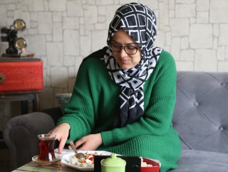 Eskişehir'de altı kadın internet üzerinden gün yapıyor #1