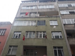 İstanbul'da şizofreni hastası, annesini kemerle öldürdü