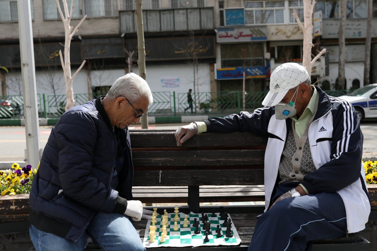 İran'dan Çin'e: Vaka sayılarıyla dünyayı yanılttınız