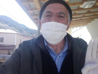 Sivas'ta 60 yaşındaki Ali Amca koronavirüsü yendi