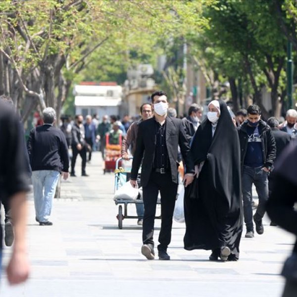 İran'da koronadan ölenlerin sayısı 5 bin 297 oldu