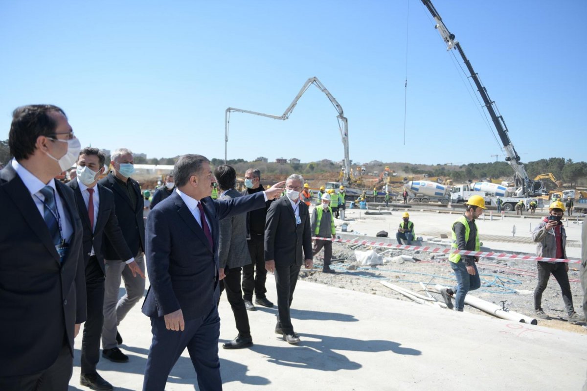 Bakan Koca'nın şehir hastaneleri paylaşımı