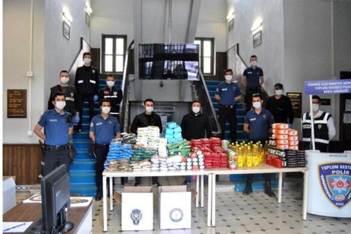 Odemis Polisinden Ihtiyac Sahiplerine Erzak Kolisi
