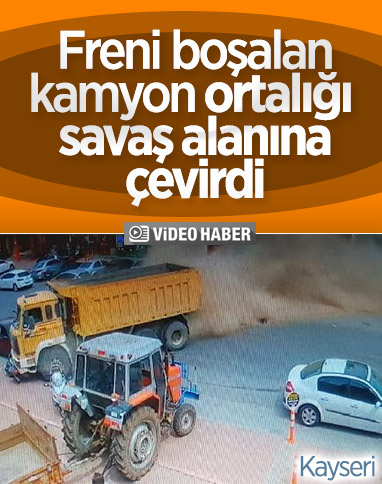 Kayseri'de freni boşalan kamyon araçlara çarptı