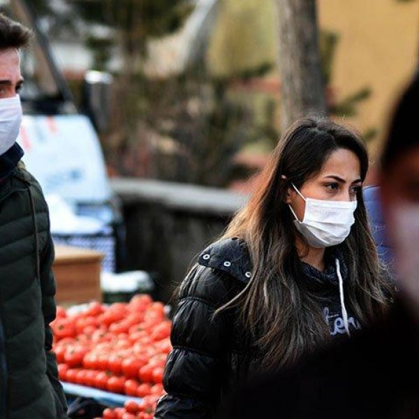 Zonguldak'ta maske takmak zorunlu hale geldi