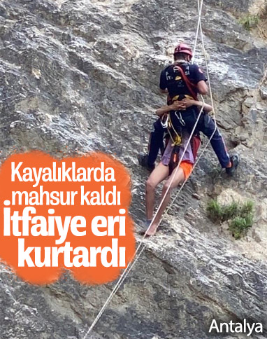 Antalya'da kayalıklarda mahsur kalan genç kurtarıldı