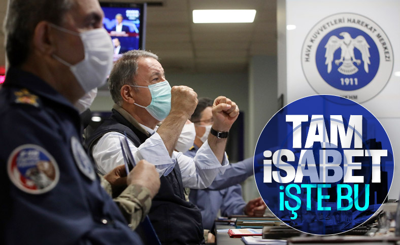 Milli Savunma Bakanı Hulusi Akar, Harekat Merkezi'nde
