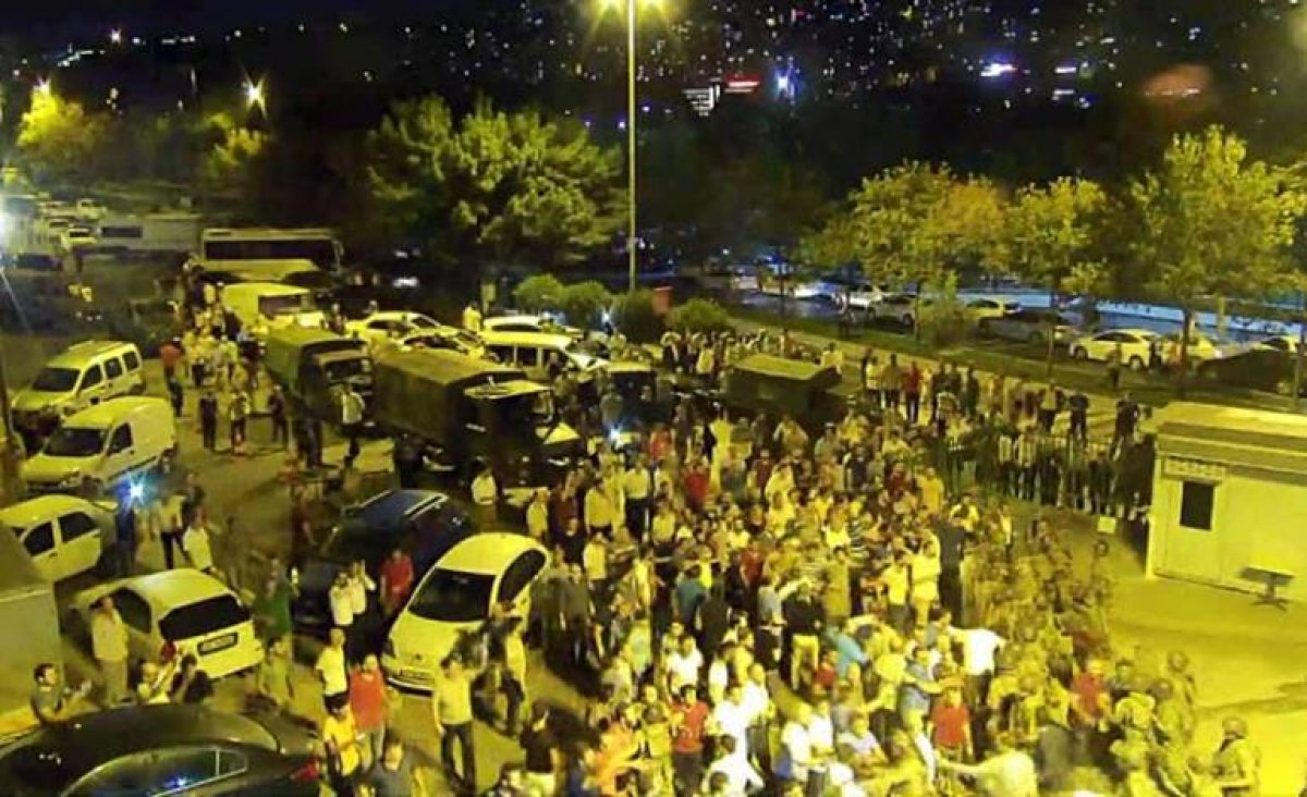 AK Parti İstanbul İl Başkanlığını işgal girişiminde karar #4