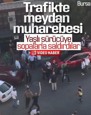 Bursa'da yol verme kavgası kamerada 