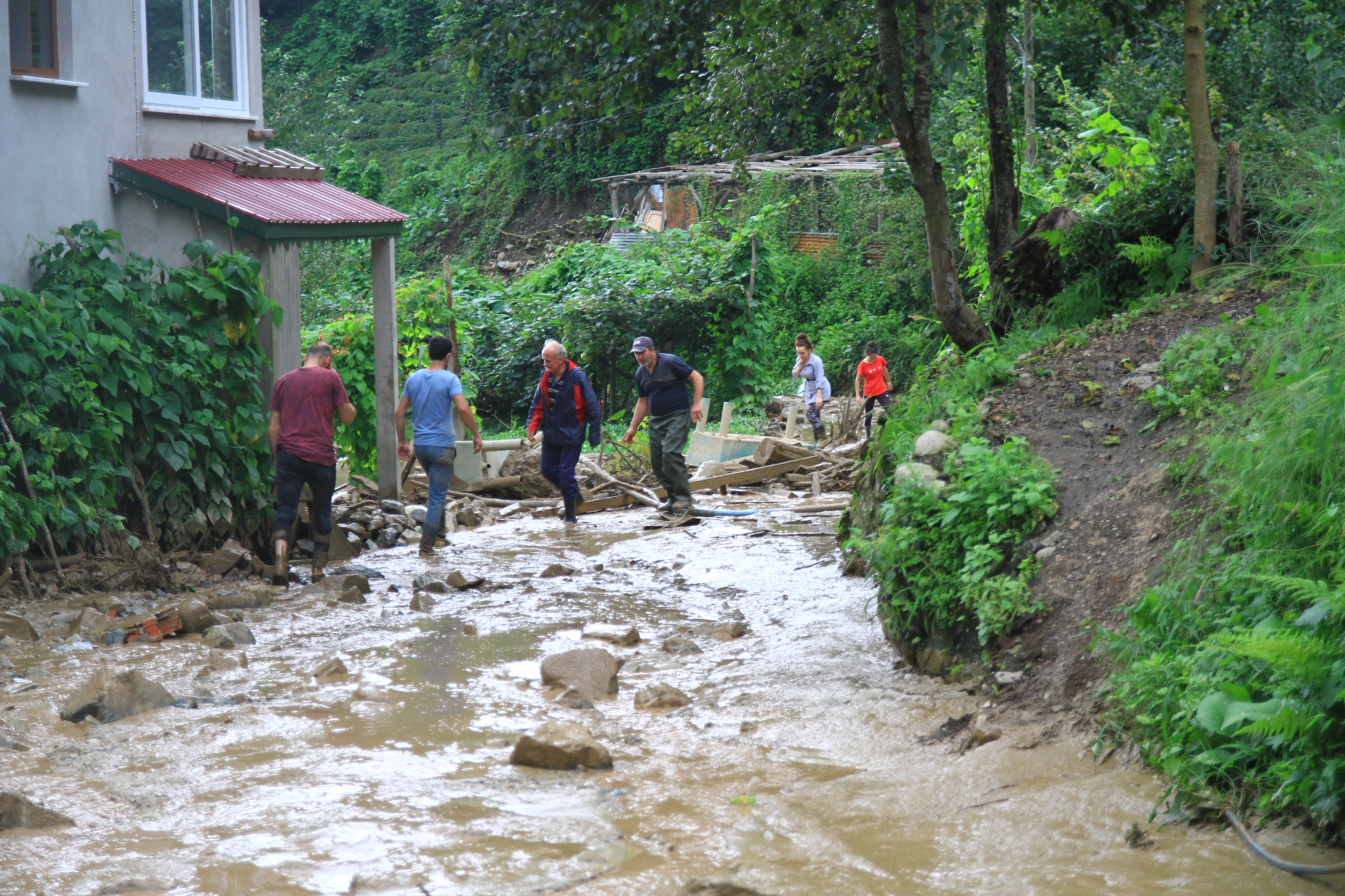 Rize De Sel Felaketinin Verdigi Zarar Goruntulendi