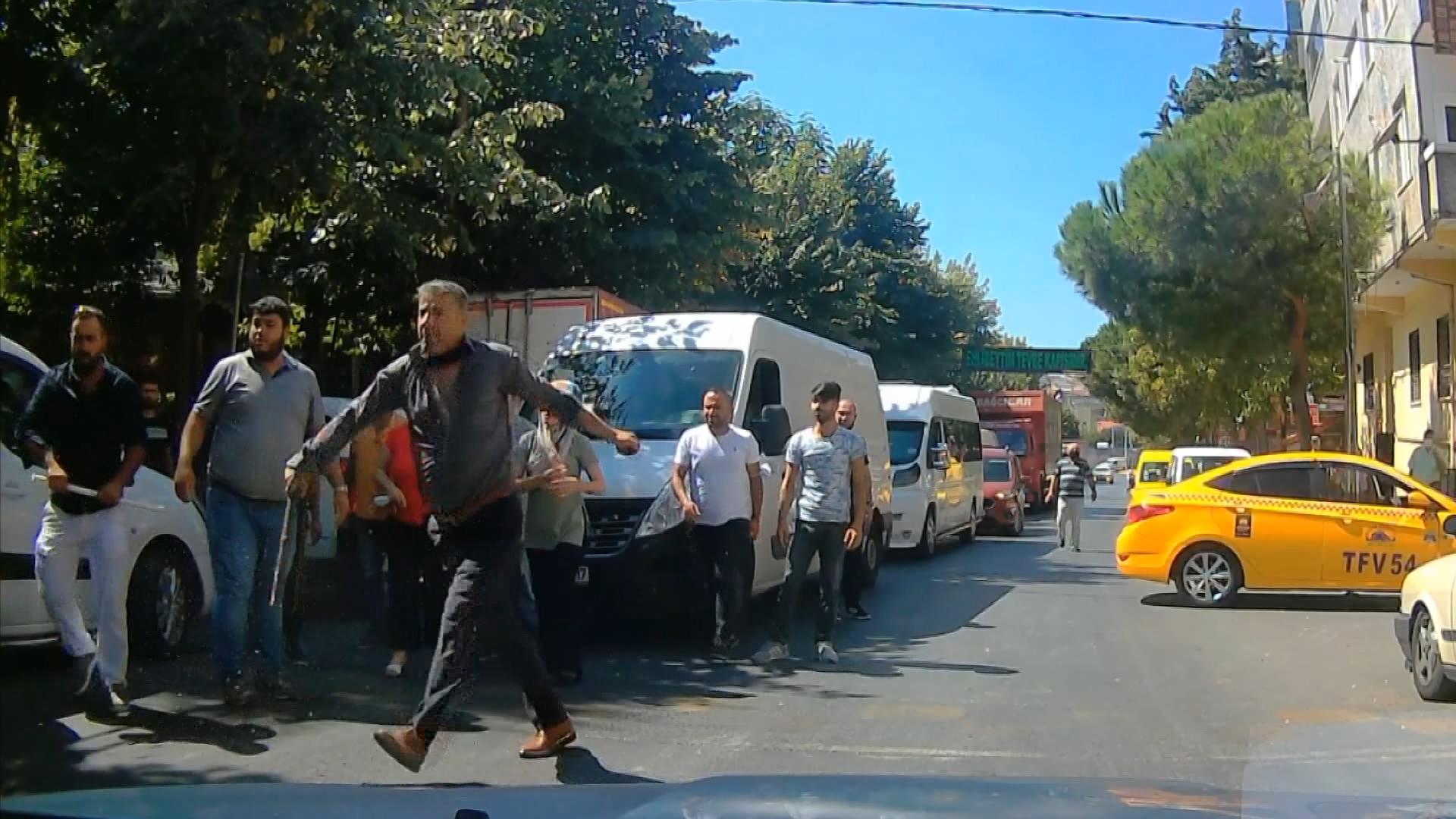 Fight of taxi drivers with sticks in Bağcılar # 2