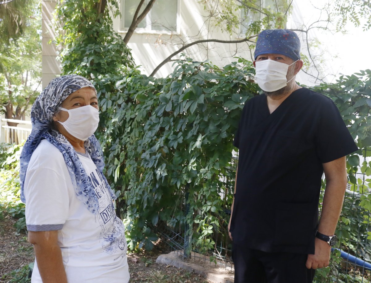 Antalya Da Doktora Giden Kadinin Sinuslerinden 11 Kurtcuk Cikti