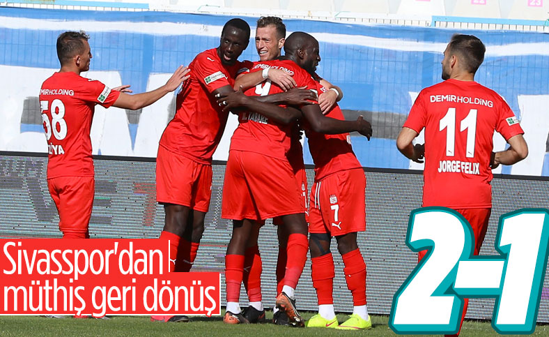 Sivasspor 4 dakikada 3 puanı aldı