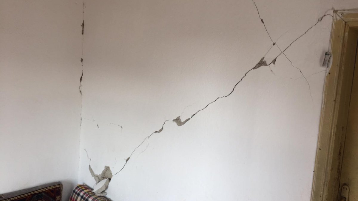 Niğde’de deprem oldu, Konya’da 10 ev hasar gördü 