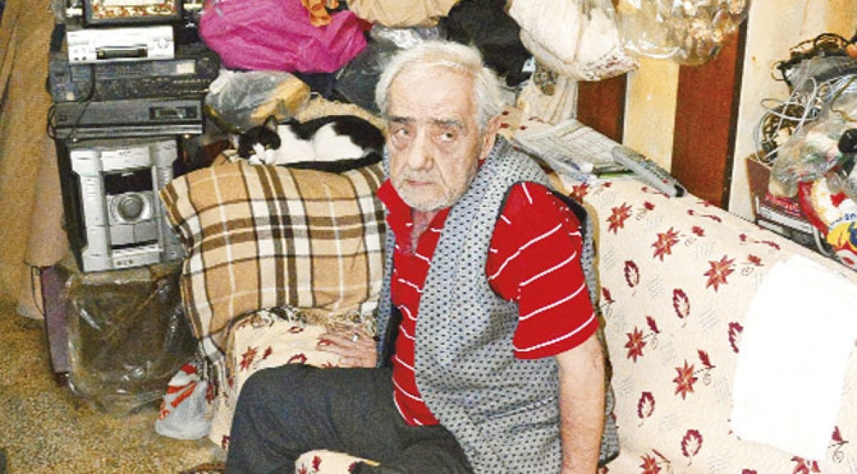Ebru Gündeş in babası Remzi Gündeş vefat etti #1