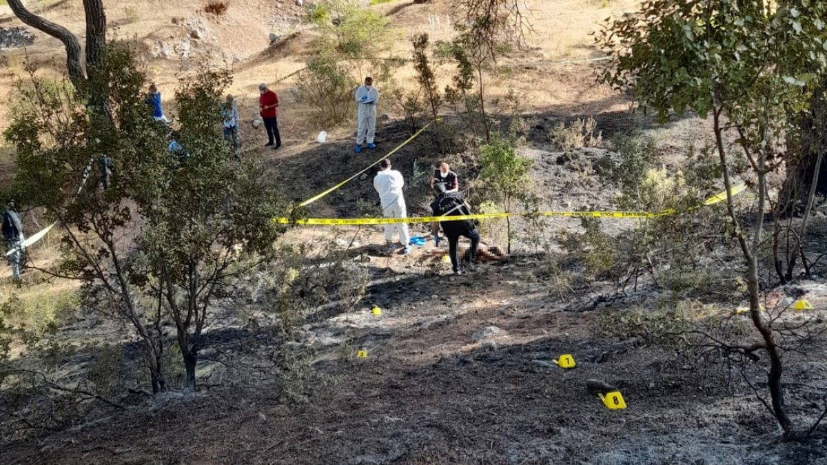 Antalya'da orman yangını söndürülürken ceset bulundu