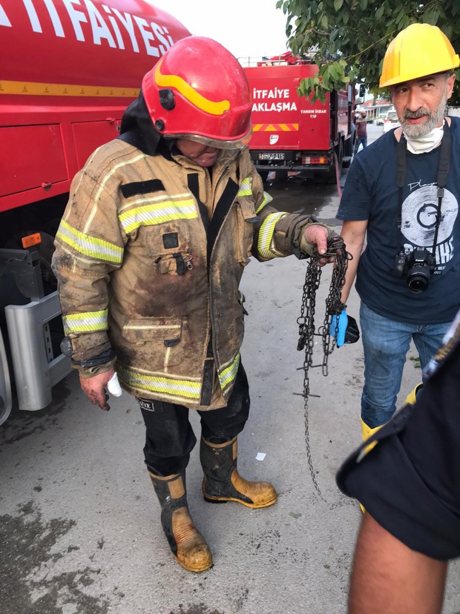 Boy chained to foot rescued from fire in Bursa # 1