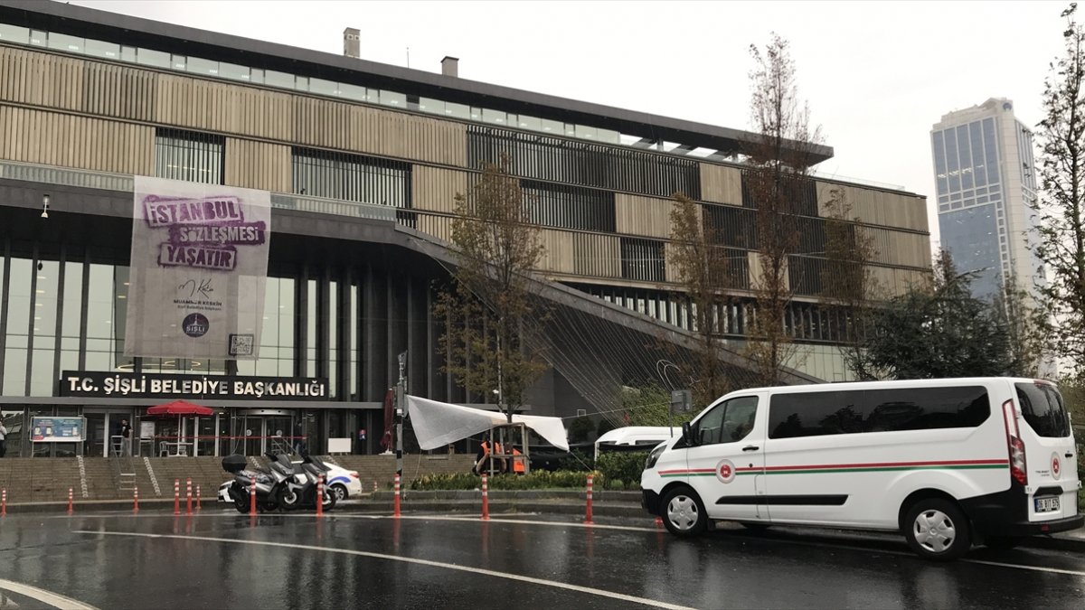 Isten Cikarilan Temizlik Iscisi Sisli Belediyesi Ne Haciz Uygulatti