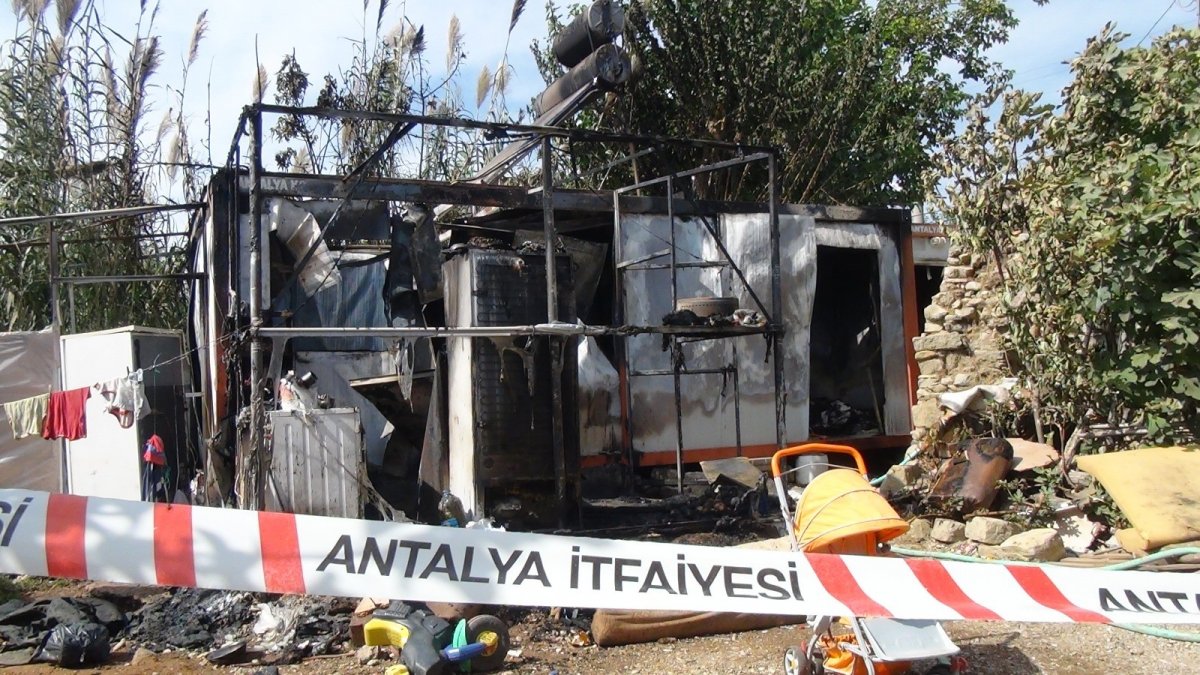 Antalya’da 6 aylık Suriyeli bebek yangında can verdi