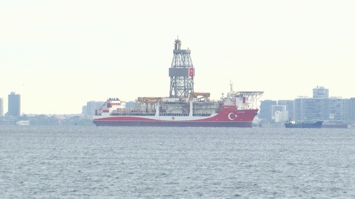 Kanuni sondaj gemisi İstanbul’a ulaştı