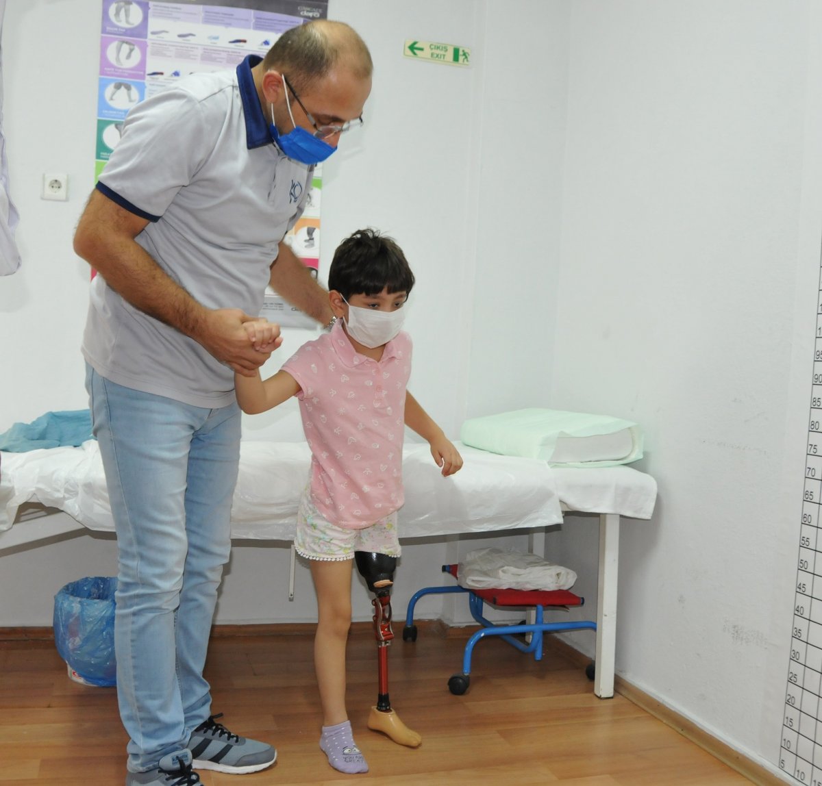 30 thousand TL is needed for a silicone prosthesis for Özge, whose leg was amputated in Antalya #4