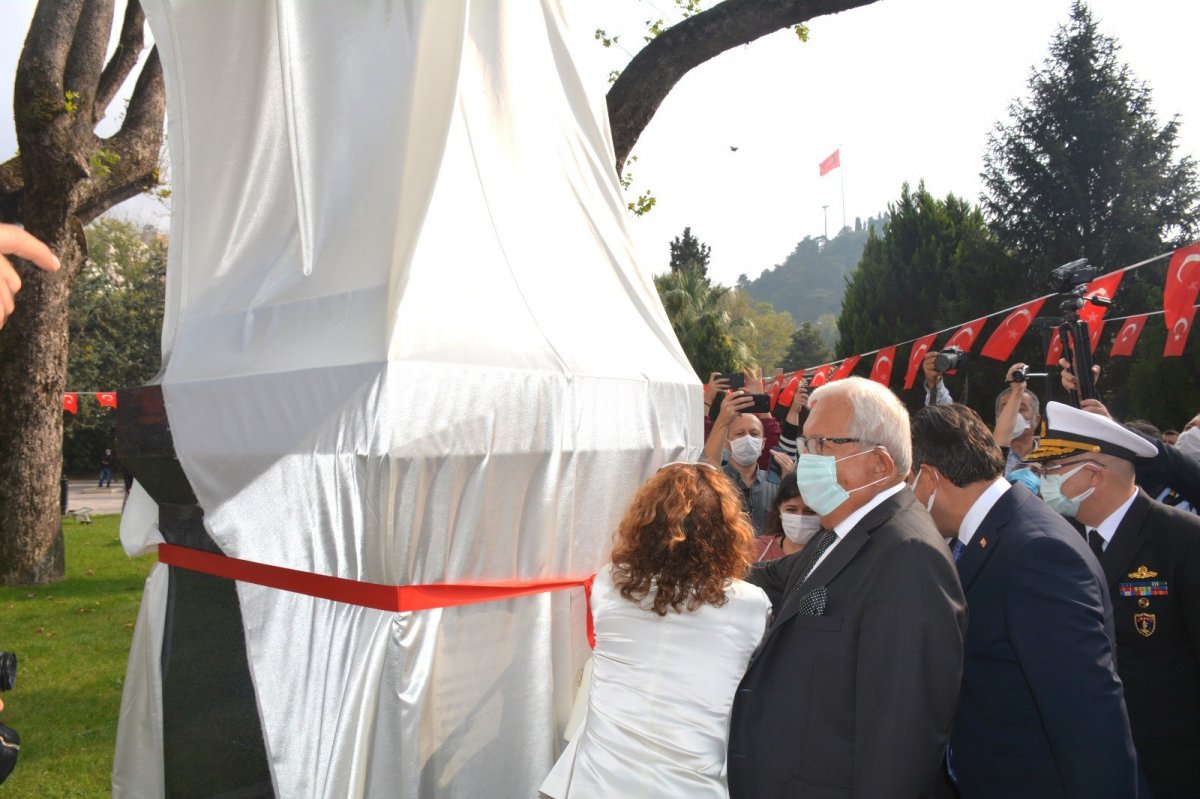 Zonguldak’ın ilk milletvekili Tunalı Hilmi’nin heykeli açıldı #1