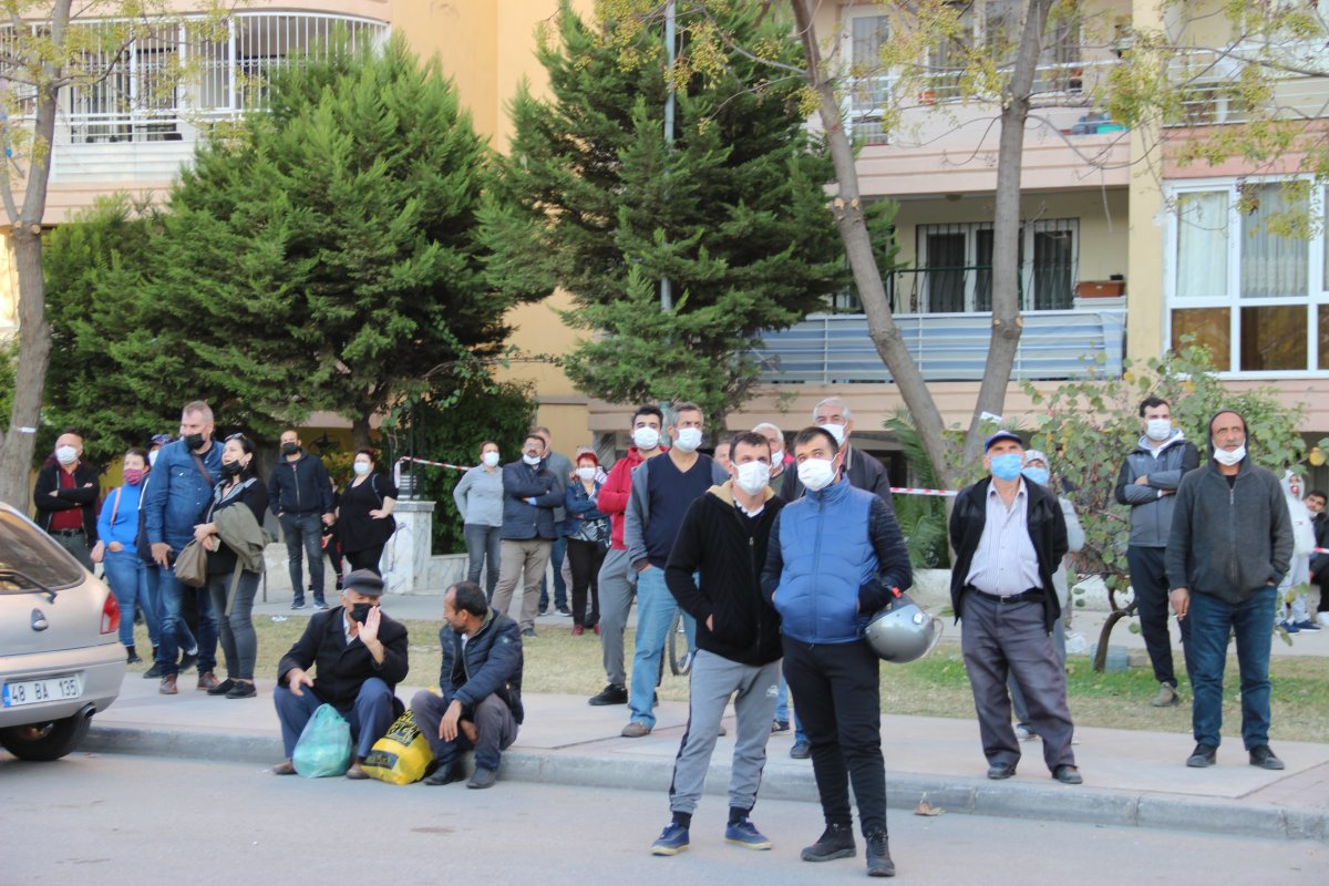 This is how they saw the collapsed building in Izmir # 6