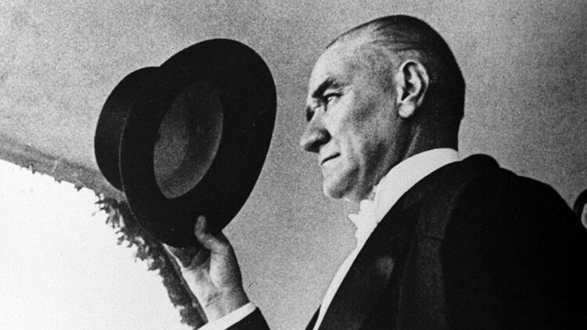 Atatürk kaç yaşında vefat etti? Atatürk'ün hastalığı neydi? Atatürk'ün