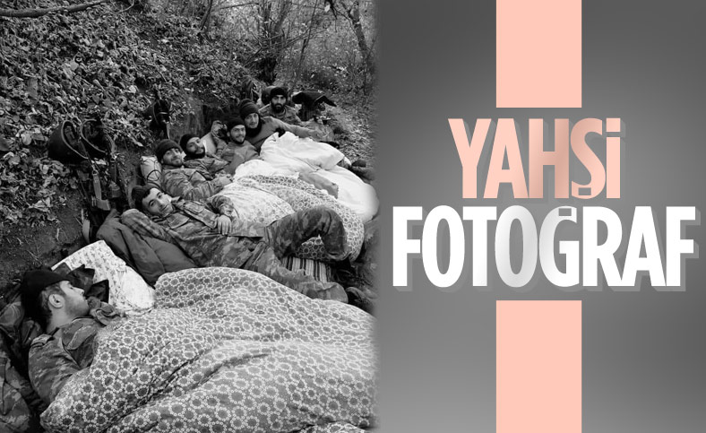 Azerbaycan askerinin Karabağ'daki mücadelesinin fotoğrafı