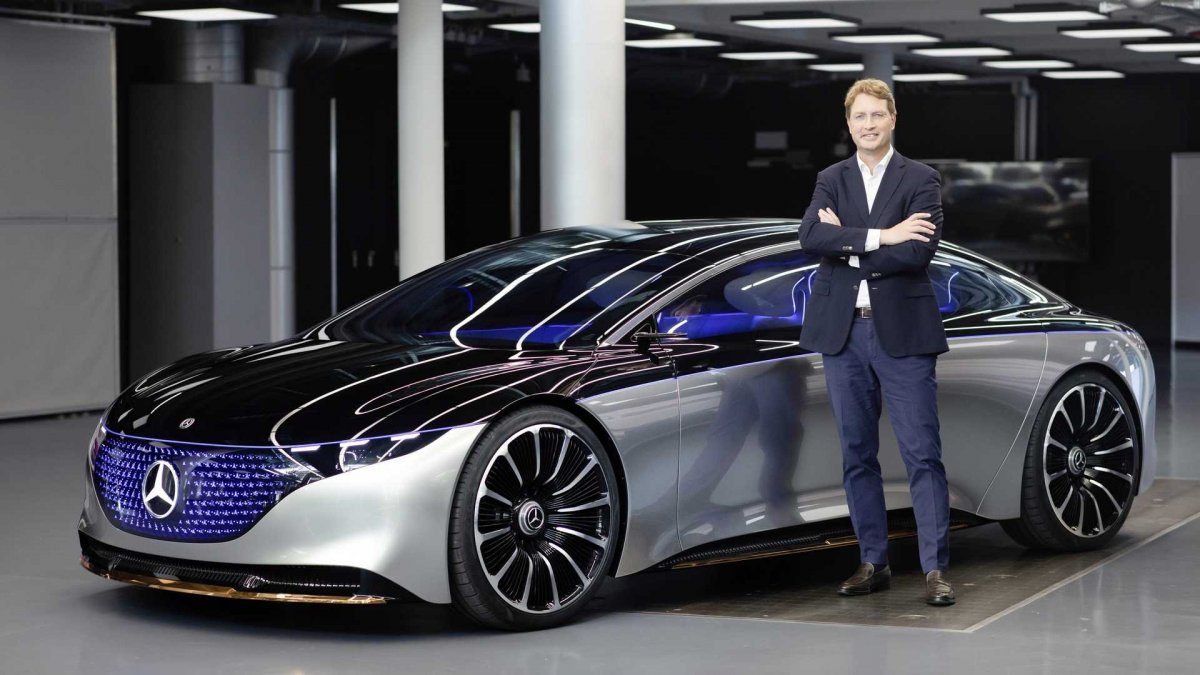 Daimler, küçülmeye giderek elektrikli araçlara odaklanacak #1