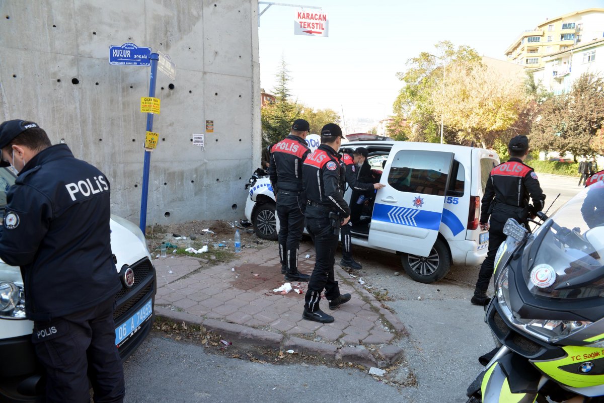 Ankara Da Ekip Araci Ile Otomobil Carpisti 3 Polis Yarali