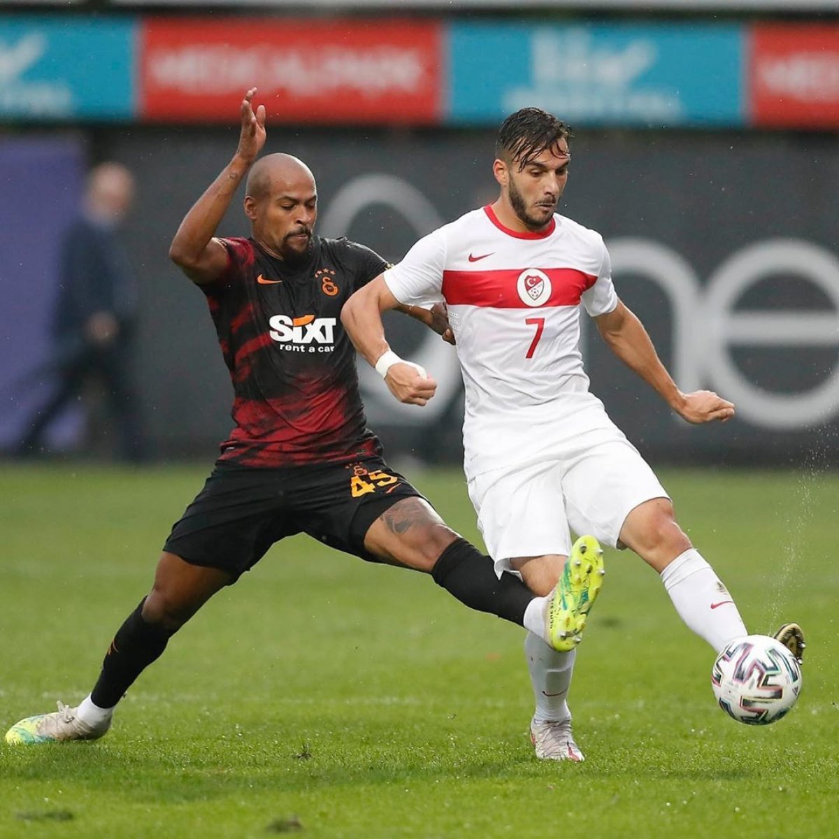 Beşiktaş, Halil İbrahim Dervişoğlu'nun peşinde