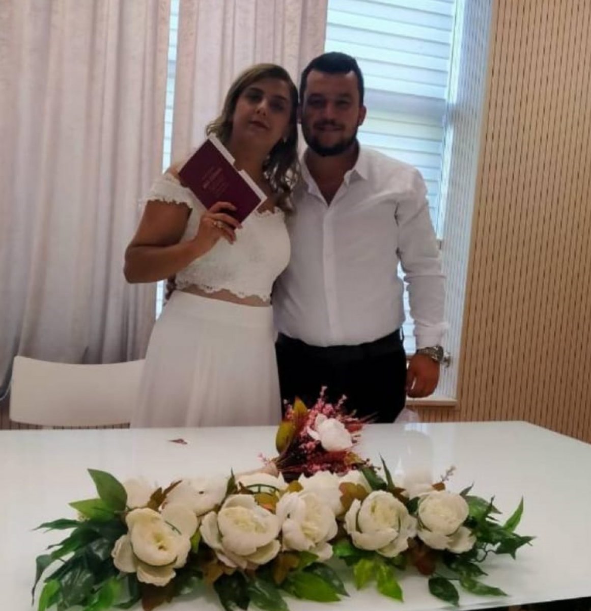 Adana’da gelin düğünden 4 gün sonra koronadan öldü #2