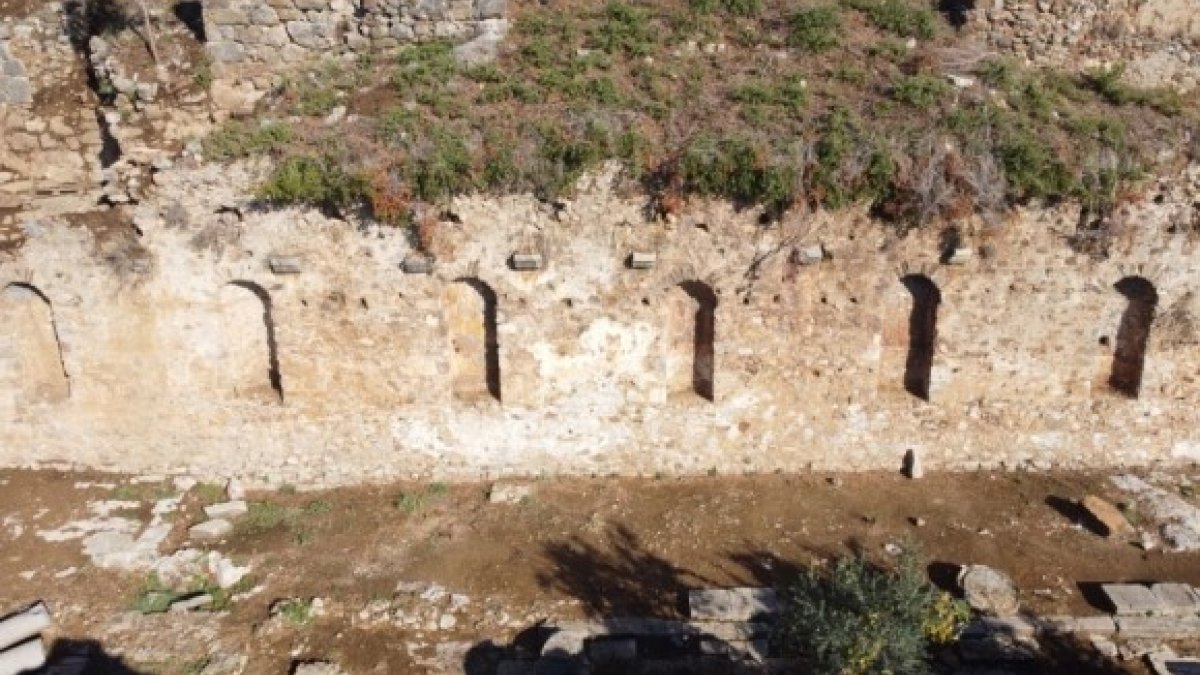 Ancient Roman Sewer System Discovered In Se Turkey