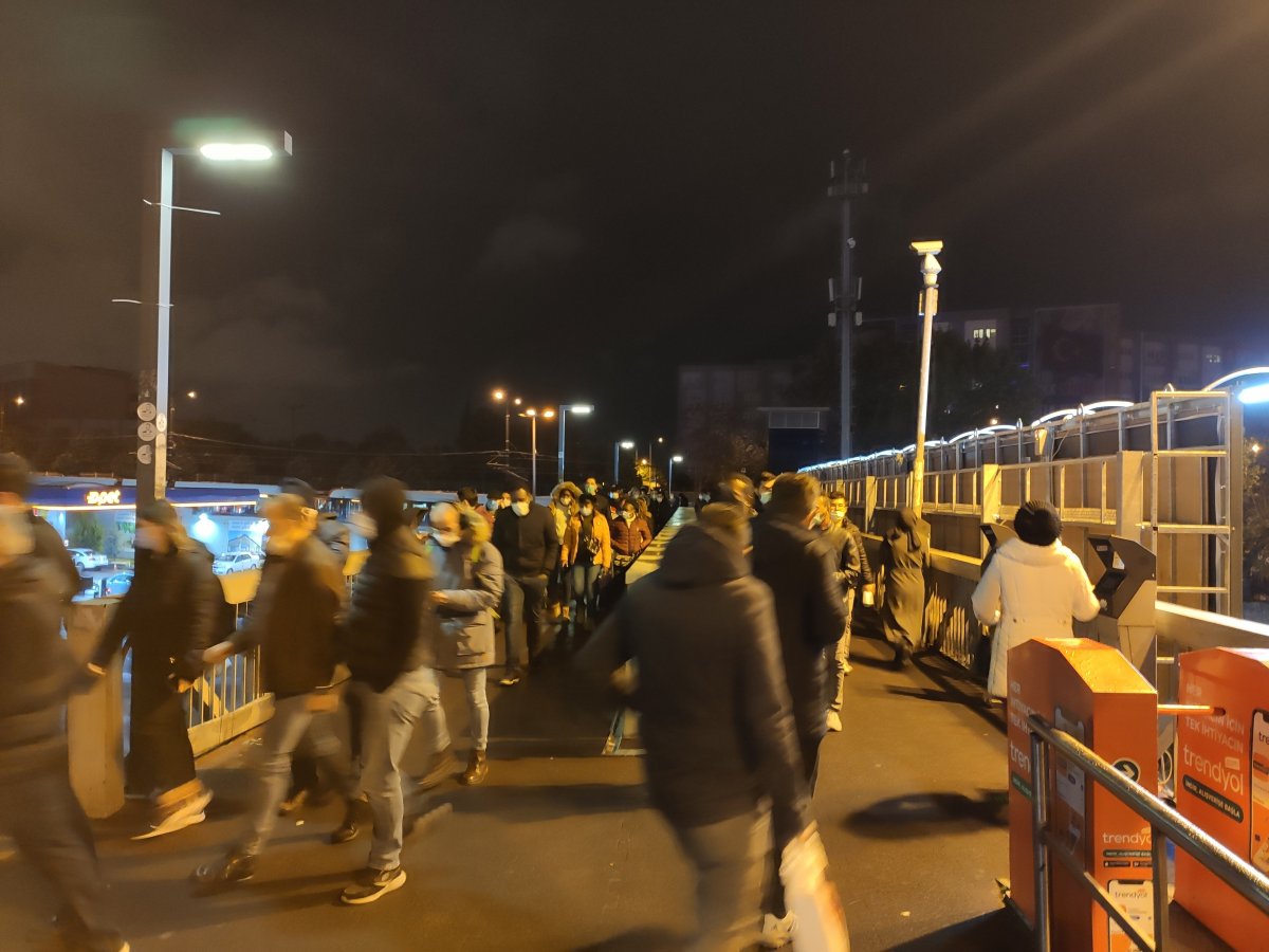 İstanbul da kısıtlama öncesi trafik yoğunluğu #3