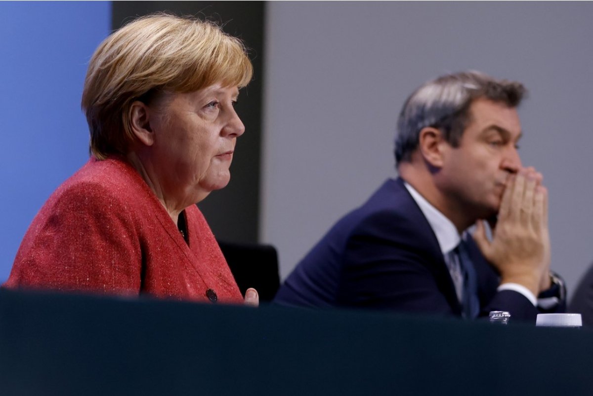 Merkel, koronavirüs aşısını geliştiren Türk tabipleri övdü 4 h 8271