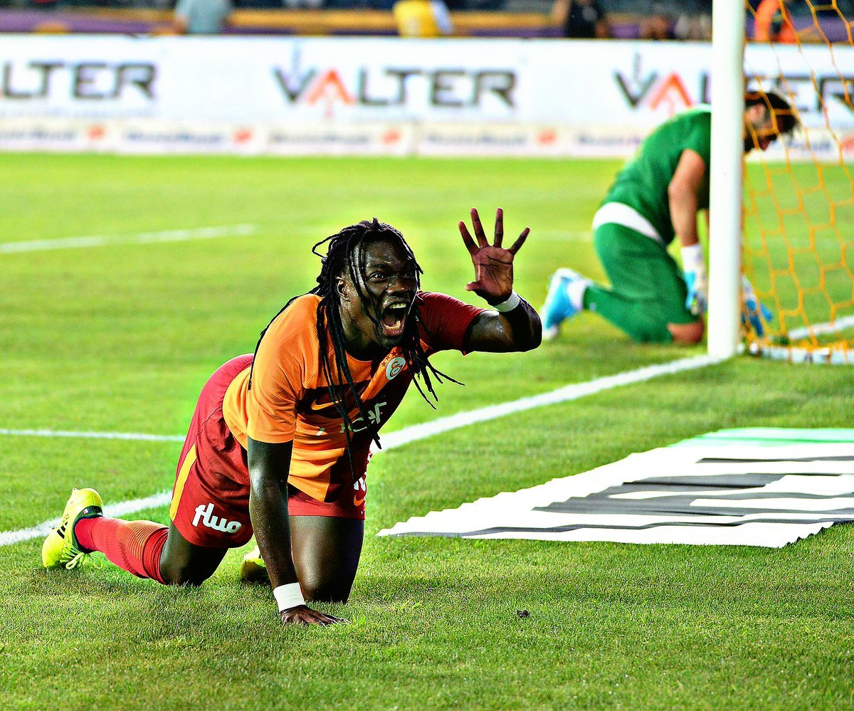 bafetimbi gomis aslan in yeri sadece